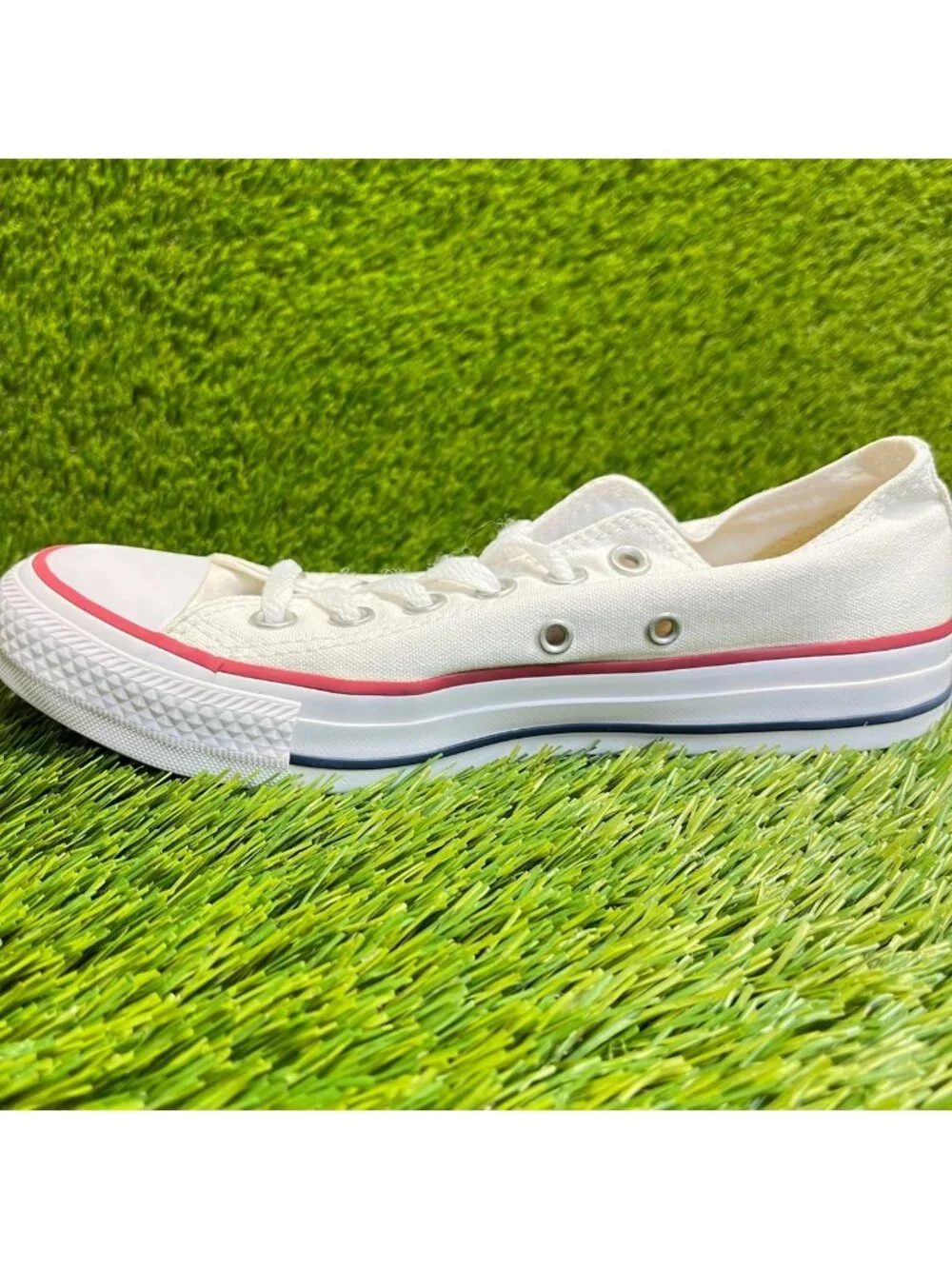 Converse Chuck Taylor All Star Low Womens Size 7 White Athletic Shoes Sneakers